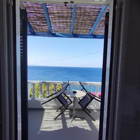 Marisini Sea View 3*