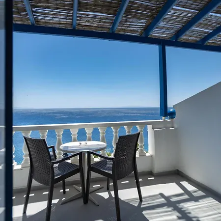 Marisini Sea View 3* Batsi (Andros)
