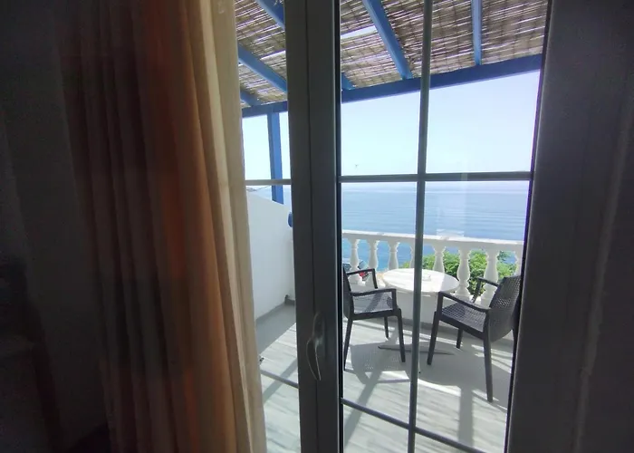 Marisini Sea View Appart hôtel Batsi